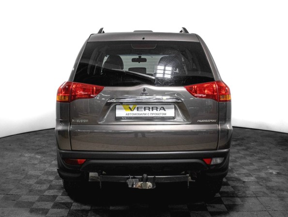 Mitsubishi Pajero Sport II с пробегом 2012 года, цена 1 355 000 рублей, 284001 км, внедорожник, Автокод Объявления