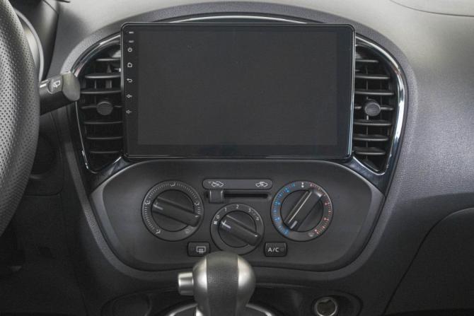 Nissan Juke I с пробегом 2013 года, цена 1 049 000 рублей, 135000 км, внедорожник, Автокод Объявления