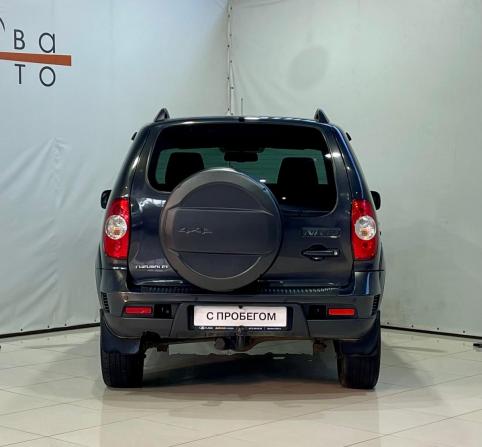 Chevrolet Niva I Рестайлинг с пробегом 2018 года, цена 625 000 рублей, 262171 км, внедорожник, Автокод Объявления
