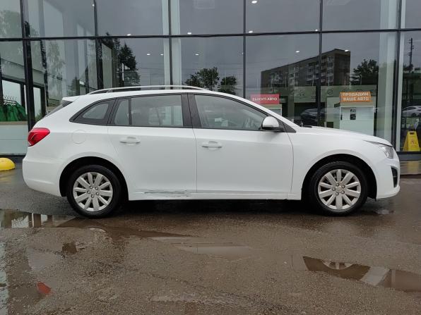 Chevrolet Cruze I Рестайлинг с пробегом 2015 года, цена 999 800 рублей, 52363 км, универсал, Автокод Объявления