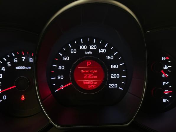 Kia Rio III Рестайлинг с пробегом 2016 года, цена 1 460 000 рублей, 34432 км, хэтчбек, Автокод Объявления