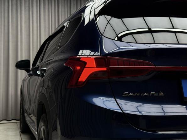 Hyundai Santa Fe IV Рестайлинг с пробегом 2021 года, цена 3 449 000 рублей, 40709 км, внедорожник, Автокод Объявления