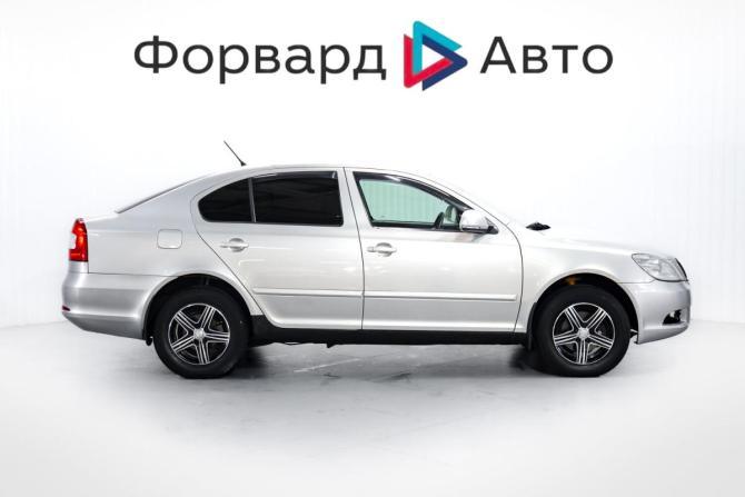 Skoda Octavia II (A5) Рестайлинг с пробегом 2013 года, цена 699 000 рублей, 273000 км, лифтбек, Автокод Объявления