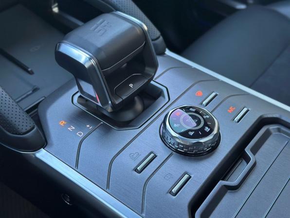JETOUR T2 с пробегом 2024 года, цена 3 150 000 рублей, 72000 км, внедорожник, Автокод Объявления