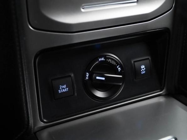 Toyota Land Cruiser Prado 150 Series Рестайлинг 2 с пробегом 2021 года, цена 4 970 090 рублей, 82039 км, внедорожник, Автокод Объявления