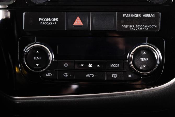 Mitsubishi Outlander III Рестайлинг 2 с пробегом 2015 года, цена 1 759 000 рублей, 153088 км, внедорожник, Автокод Объявления