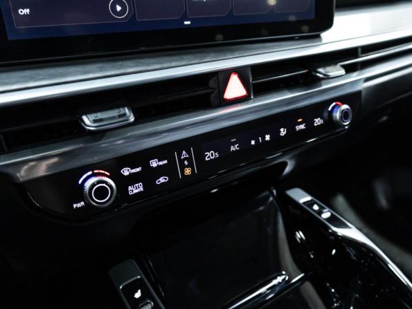 Kia Sorento IV Рестайлинг с пробегом 2024 года, цена 4 950 000 рублей, 28555 км, внедорожник, Автокод Объявления