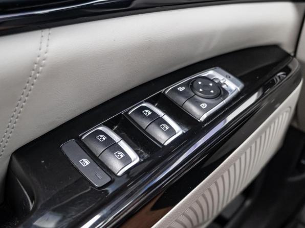 Kia Carnival IV с пробегом 2023 года, цена 4 630 000 рублей, 53952 км, минивэн, Автокод Объявления