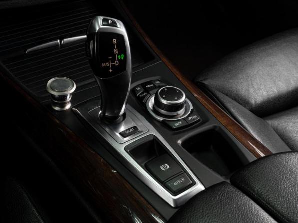 BMW X5 II (E70) Рестайлинг с пробегом 2010 года, цена 1 899 000 рублей, 250940 км, внедорожник, Автокод Объявления