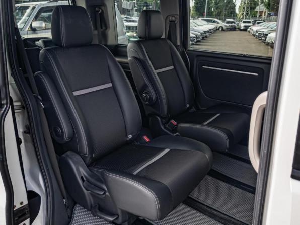 Honda Stepwgn V Рестайлинг с пробегом 2018 года, цена 2 020 000 рублей, 163723 км, минивэн, Автокод Объявления