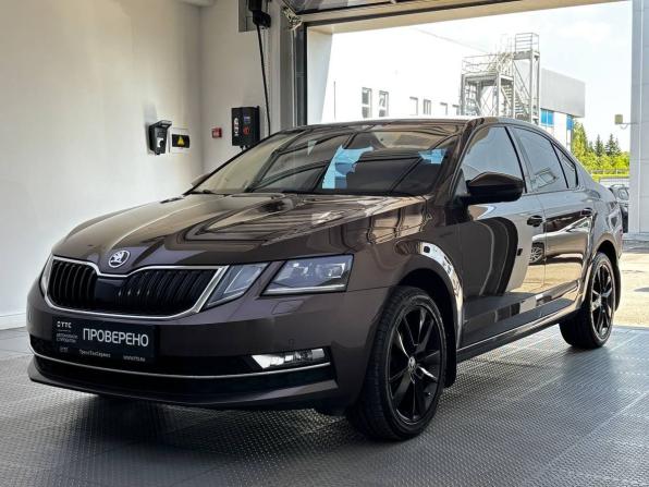 Skoda Octavia III (A7) Рестайлинг с пробегом 2017 года, цена 1 785 000 рублей, 130656 км, лифтбек, Автокод Объявления