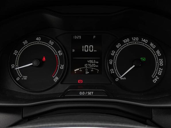 Skoda Rapid II с пробегом 2021 года, цена 1 625 000 рублей, 107520 км, лифтбек, Автокод Объявления
