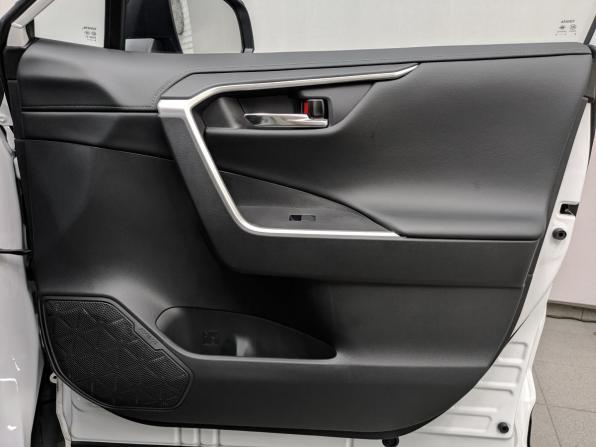 Toyota RAV4 V (XA50) с пробегом 2025 года, цена 3 880 000 рублей, 5170 км, внедорожник, Автокод Объявления