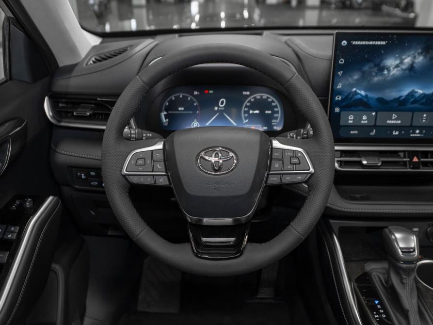 Toyota Highlander IV (XU70) Москва  - изображение 11
