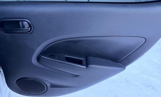 Mazda 2 II (DE) с пробегом 2008 года, цена 646 000 рублей, 238963 км, хэтчбек, Автокод Объявления