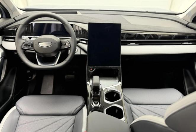 Новый Geely Atlas II 2025 года, цена 3 970 990 рублей, внедорожник, Автокод Объявления
