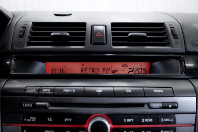 Mazda 3 I (BK) Рестайлинг с пробегом 2008 года, цена 699 000 рублей, 250807 км, хэтчбек, Автокод Объявления