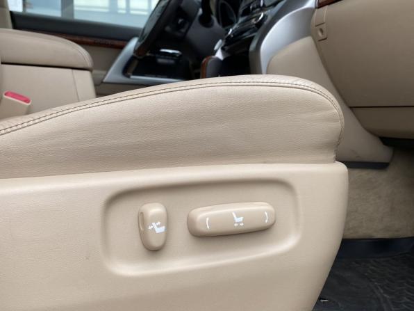 Toyota Land Cruiser 200 Series Рестайлинг 1 с пробегом 2012 года, цена 2 449 000 рублей, 355194 км, внедорожник, Автокод Объявления