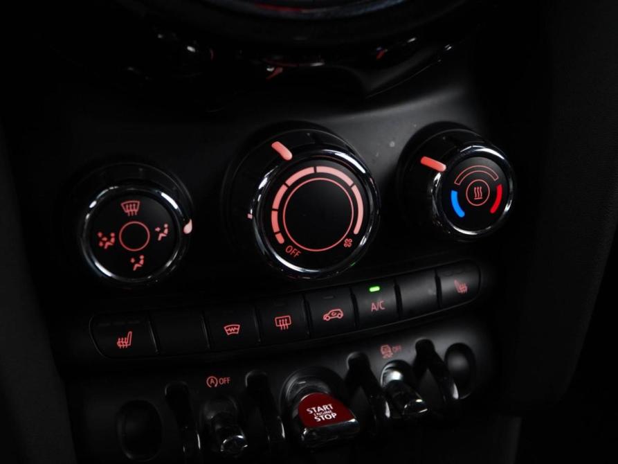 Mini Hatch III (F55/F56) Москва  - изображение 16