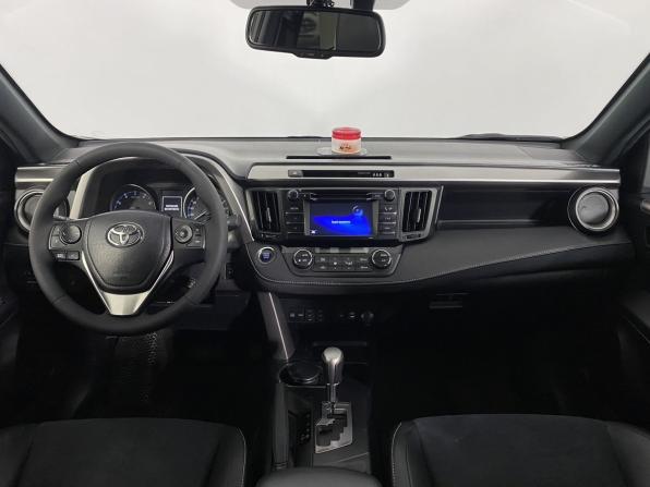 Toyota RAV4 IV (XA40) Рестайлинг с пробегом 2016 года, цена 1 970 000 рублей, 265268 км, внедорожник, Автокод Объявления