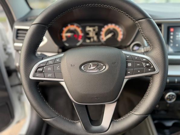 Lada (ВАЗ) Vesta I Рестайлинг (NG) с пробегом 2023 года, цена 1 350 000 рублей, 44156 км, седан, Автокод Объявления