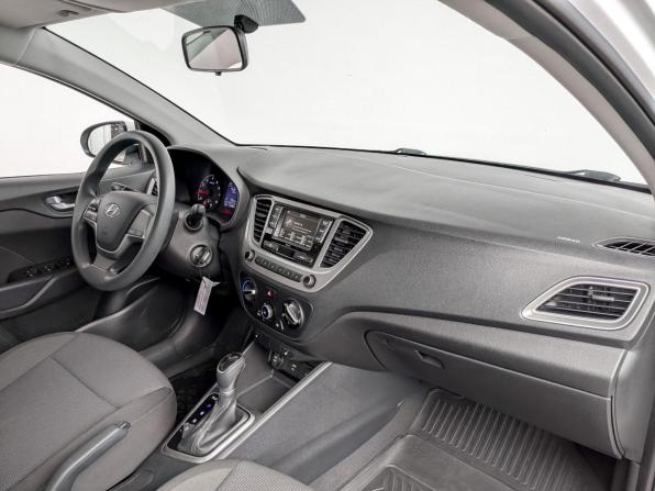 Hyundai Solaris II Рестайлинг с пробегом 2022 года, цена 1 820 000 рублей, 83879 км, седан, Автокод Объявления