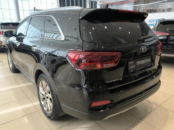 Kia Sorento III Prime Рестайлинг с пробегом 2018 года, цена 2 320 000 рублей, 136500 км, внедорожник, Автокод Объявления