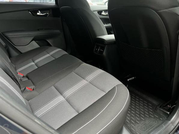 Kia Cerato IV Рестайлинг с пробегом 2021 года, цена 2 415 000 рублей, 44730 км, седан, Автокод Объявления