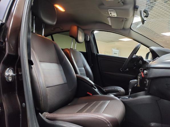 Renault Fluence I Рестайлинг с пробегом 2014 года, цена 699 000 рублей, 239043 км, седан, Автокод Объявления