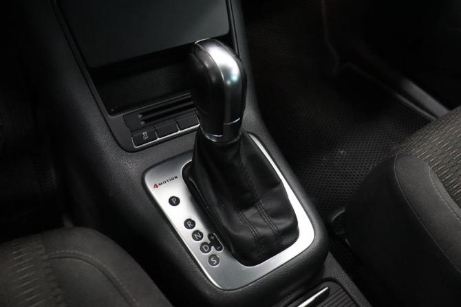 Volkswagen Tiguan I Рестайлинг с пробегом 2012 года, цена 1 357 000 рублей, 160000 км, внедорожник, Автокод Объявления