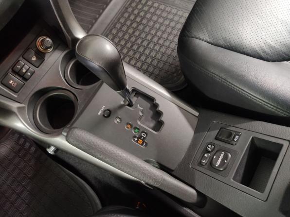 Toyota RAV4 III (XA30) Рестайлинг с пробегом 2011 года, цена 1 600 000 рублей, 220000 км, внедорожник, Автокод Объявления