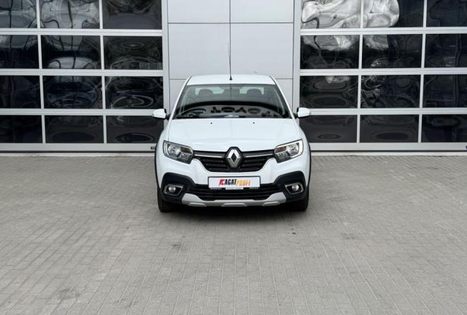 Renault Logan II Рестайлинг с пробегом 2019 года, цена 1 230 000 рублей, 95065 км, седан, Автокод Объявления