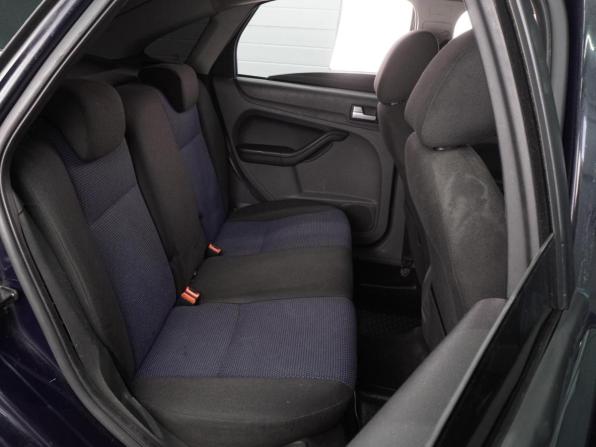 Ford Focus II с пробегом 2005 года, цена 649 000 рублей, 175859 км, седан, Автокод Объявления