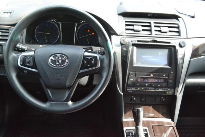 Toyota Camry VII (XV50) Рестайлинг с пробегом 2016 года, цена 1 740 000 рублей, 159180 км, седан, Автокод Объявления