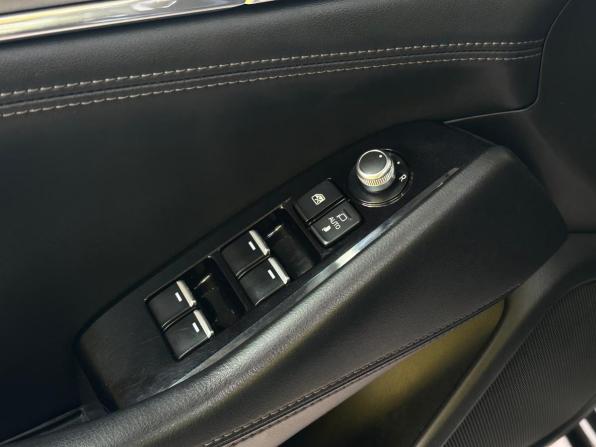 Mazda 6 III (GJ) Рестайлинг 2 с пробегом 2020 года, цена 2 299 000 рублей, 176007 км, седан, Автокод Объявления