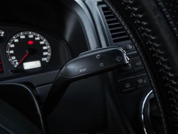 Volkswagen Multivan T5 с пробегом 2006 года, цена 1 788 555 рублей, 203729 км, минивэн, Автокод Объявления