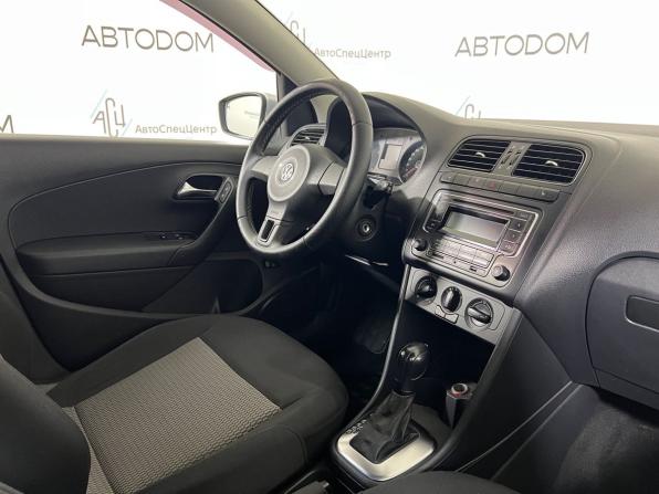 Volkswagen Polo V с пробегом 2014 года, цена 759 000 рублей, 204650 км, седан, Автокод Объявления
