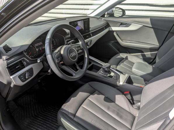 Audi A4 V (B9) Рестайлинг с пробегом 2022 года, цена 3 650 000 рублей, 21987 км, седан, Автокод Объявления