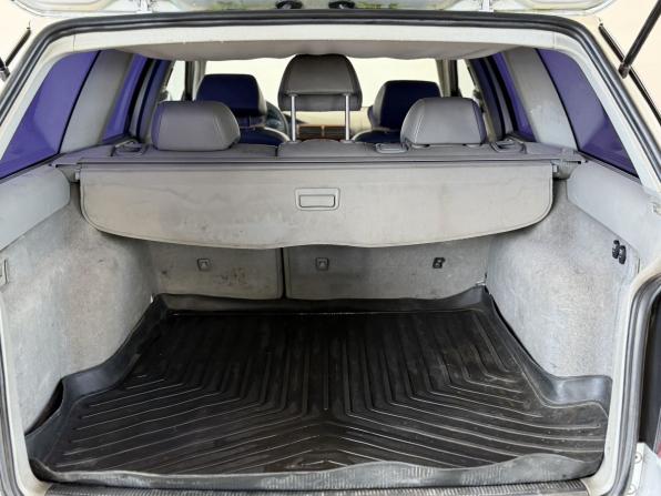 Volkswagen Passat B5 Рестайлинг с пробегом 2003 года, цена 350 000 рублей, 310535 км, универсал, Автокод Объявления