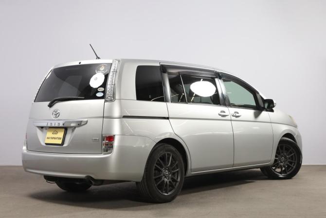Toyota ISis I Рестайлинг с пробегом 2012 года, цена 1 449 000 рублей, 163500 км, компактвэн, Автокод Объявления