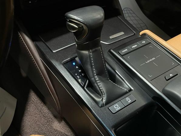Lexus ES VII с пробегом 2020 года, цена 3 530 000 рублей, 114063 км, седан, Автокод Объявления