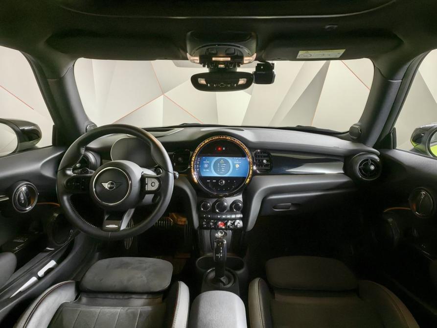 Mini Hatch III (F55/F56) Рестайлинг 2 Москва  - изображение 11
