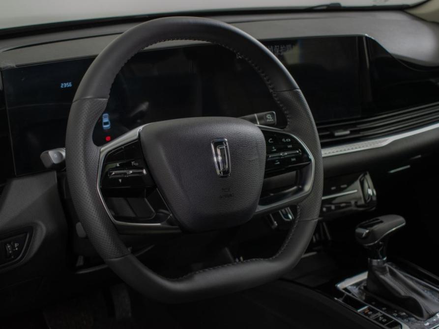 FAW Bestune B70 I Москва  - изображение 13