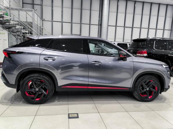 Omoda C5 I с пробегом 2022 года, цена 1 650 000 рублей, 45017 км, внедорожник, Автокод Объявления