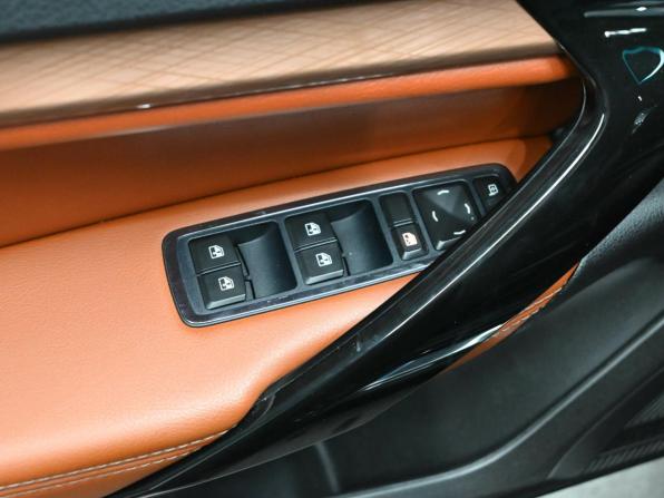 Lada (ВАЗ) Vesta I Рестайлинг (NG) с пробегом 2024 года, цена 1 499 000 рублей, 48263 км, универсал, Автокод Объявления
