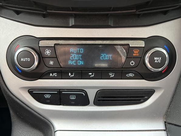 Ford Focus III с пробегом 2012 года, цена 919 000 рублей, 77656 км, седан, Автокод Объявления