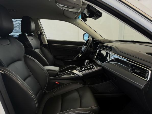 Geely Atlas Pro с пробегом 2023 года, цена 1 830 000 рублей, 113099 км, внедорожник, Автокод Объявления