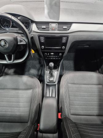 Skoda Rapid I Рестайлинг с пробегом 2018 года, цена 1 430 000 рублей, 70991 км, лифтбек, Автокод Объявления