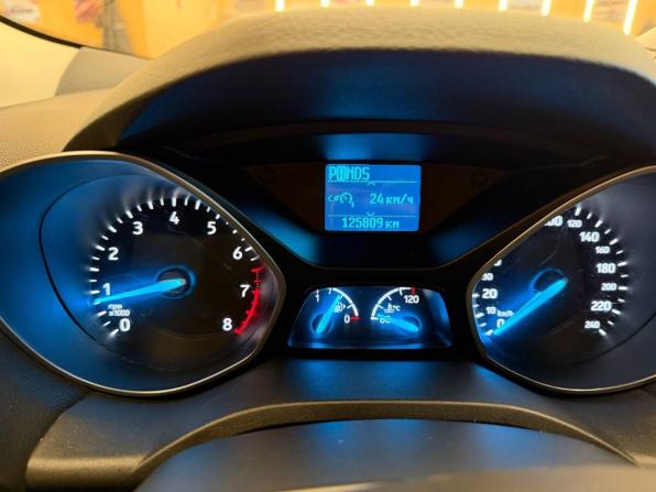 Ford Kuga II Рестайлинг с пробегом 2017 года, цена 1 590 000 рублей, 124000 км, внедорожник, Автокод Объявления