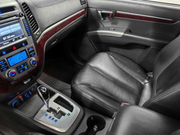 Hyundai Santa Fe II Рестайлинг с пробегом 2010 года, цена 1 180 000 рублей, 152379 км, внедорожник, Автокод Объявления